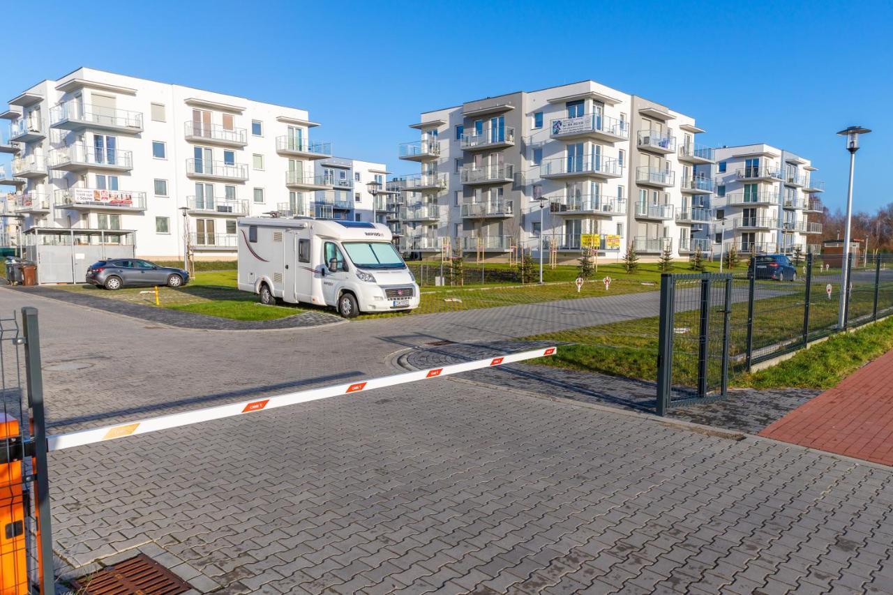 Al-Dom Apartamenty Apartament Stjarne كولوبرزيغ المظهر الخارجي الصورة